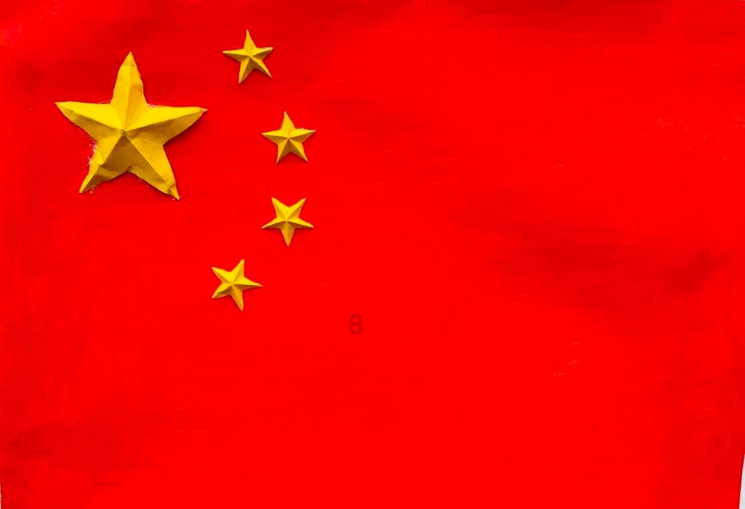 揪心！南宁老伯掉进10米深水井，一半身体被泡在冷水里！无法自救…